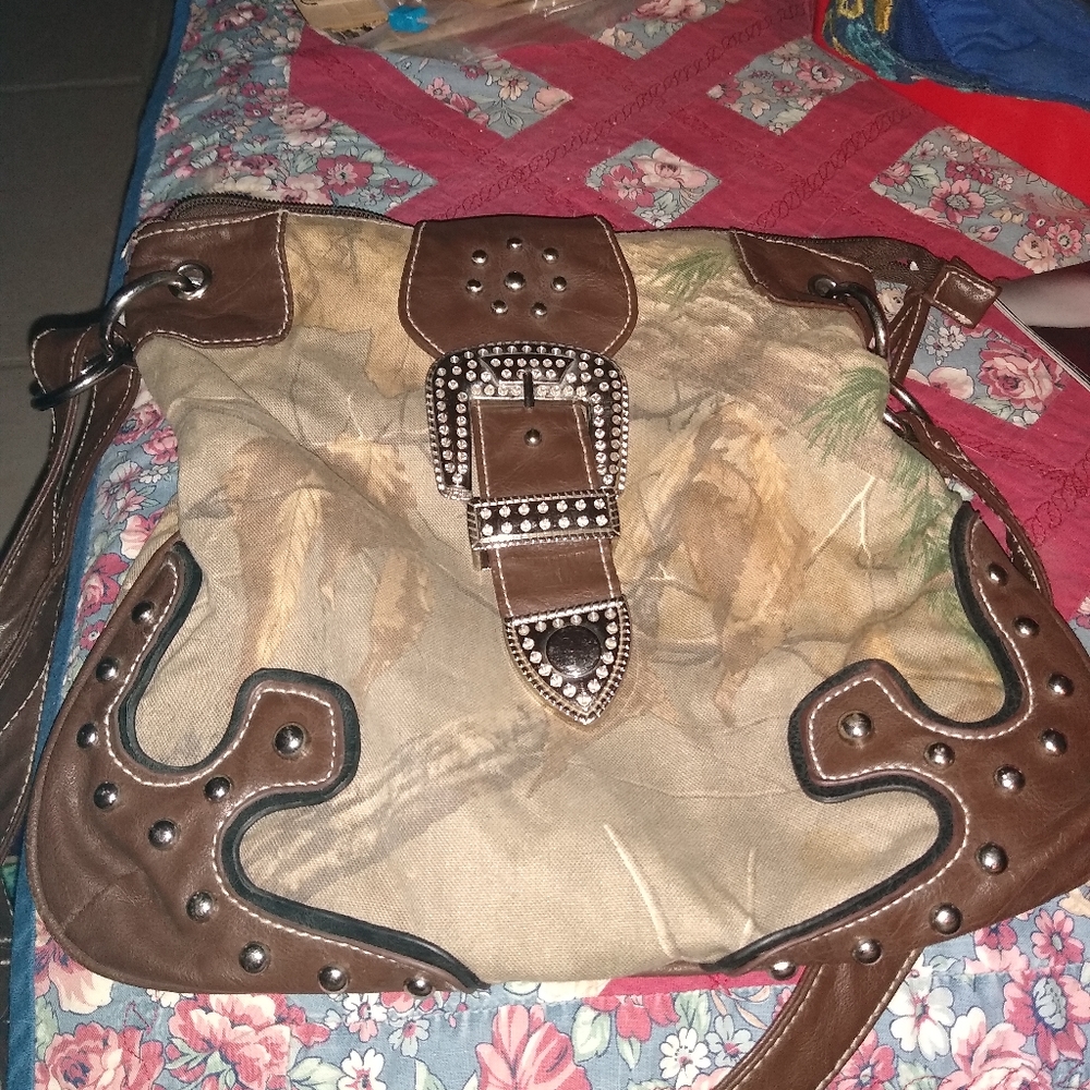 Camo big buckle purse